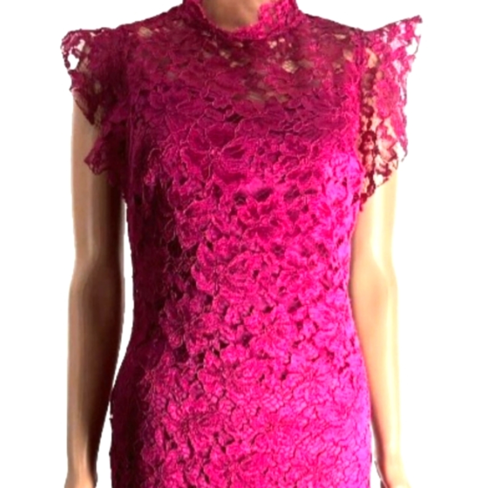 Sz10 💐  Lace fusha  hour glass Dress.  Valentines day ready!